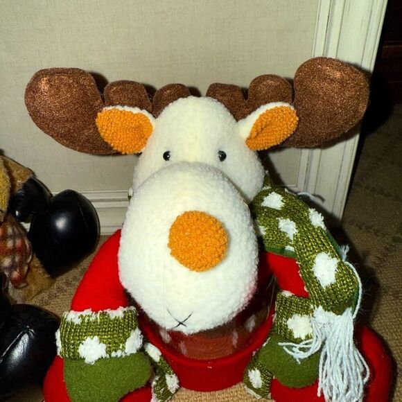 Christmas reindeer plush animals cookie / treat / candy jars set of 2 NWT - Picture 5 of 8